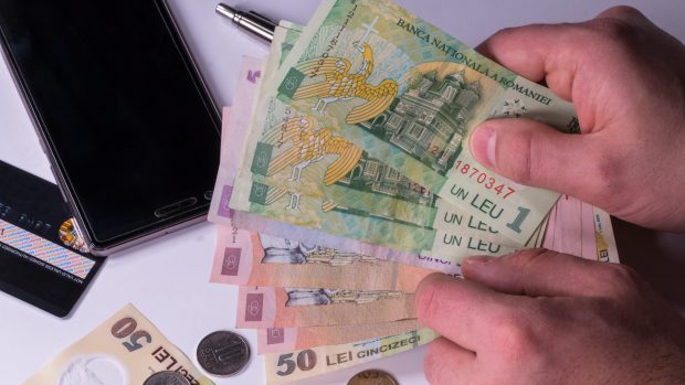 Când intră alocațiile pe card în februarie 2025