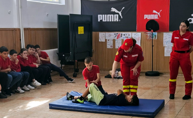 ISU Brăila pregătește „salvatori din pasiune”. 46 de voluntari au fost recrutați în 2024