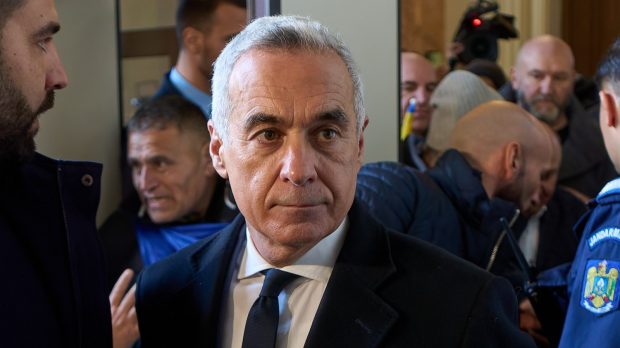 AUR și POT cer turul doi la prezidențiale, după acuzațiile aduse de vicepreședintele SUA. Constituțional, este imposibil