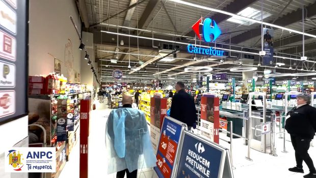 Carrefour, Starbucks și KFC din Mall Băneasa, închise de ANPC. Lista completă a fast-food-urilor oprite și ce nereguli au găsit inspectorii