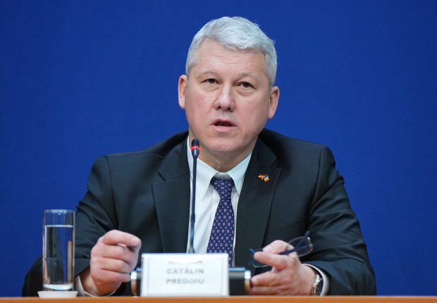Cătălin Predoiu, acuzat de Călin Georgescu că vrea șefia SRI. Reacția ministrului de Interne: „Nu am astfel de așteptări”