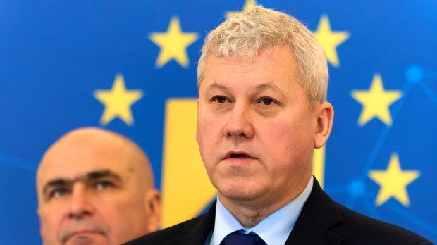 Cătălin Predoiu, propus pentru șefia interimară a PNL, confirmă Ilie Bolojan. Cine poate prelua șefia Senatului