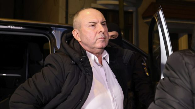 Cătălin Zisu va fi trecut în rezervă după ancheta DNA. MApN i-a trimis cererea lui Ilie Bolojan