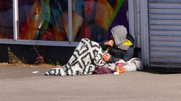 Cele mai proaste zone din Anglia unde să trăiești. „Este o groapă!” Străzi pline cu cerșetori, bețivi și consumatori de droguri