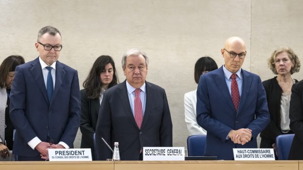 ONU avertizează asupra riscului căderii într-o nouă eră a dictatorilor și enumeră pericolele actuale la adresa drepturilor omului