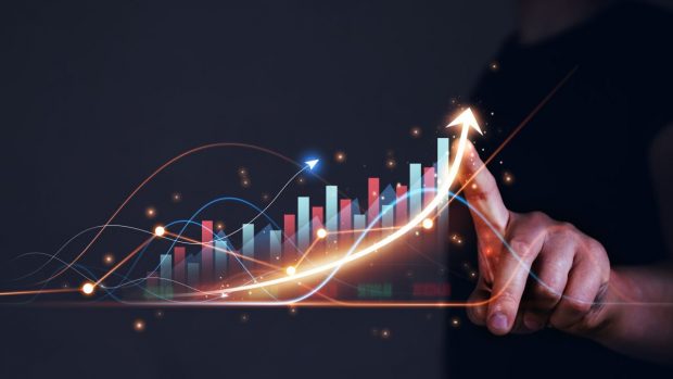 Economia României a crescut cu 0,9% în 2024, adică de patru ori mai puţin decât prognoza pe care a fost făcut iniţial bugetul