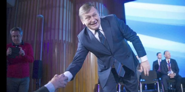 Crin Antonescu, declarație surprinzătoare: „România a sprijinit conjunctural Ucraina, dar SUA sunt partenerul nostru. Încă un an de război e prea mult”