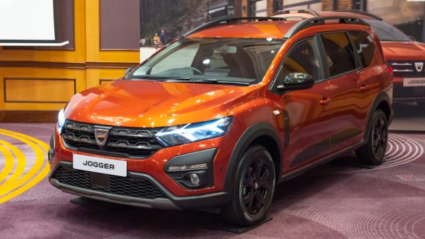 Dacia a crescut prețurile în România: Jogger, Sandero și Duster, mai scumpe în 2025. Prețuri noi și pentru Logan