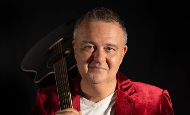 Ce a pățit Dan Cociș înainte de X Factor. A fost la un pas să nu mai urce pe scenă: „Am vrut să renunț cu 30 de minute înainte” EXCLUSIV