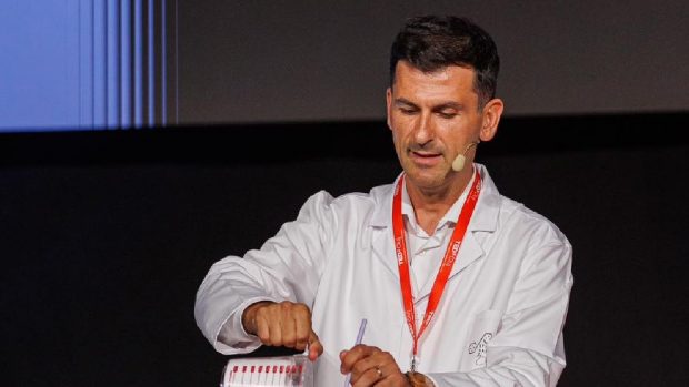 Dan Vodnar, cercetătorul din Cluj care se numără printre cei mai citați oameni de știință. „Greșeala e dumnezeiască”