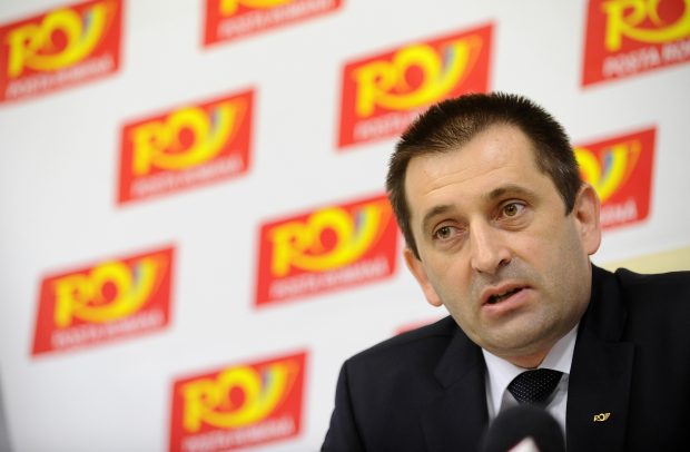 Judecat pentru corupție, Daniel Neagoe, fost director al Poștei Române, s-a abonat la banii publici prin „împlicuire”. Grosul afacerii e cu Ministerul de Interne