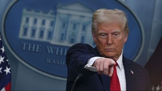 Donald Trump s-a răzgândit brusc și a anunțat o întârziere a taxelor vamale. Piețele americane, luate prin surprindere