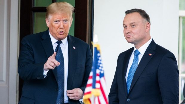 Președintele Poloniei se gândește la formarea unui „fort Trump” și spune că numărul trupelor americane din țara sa nu va fi redus