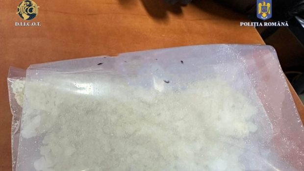 Metoda folosită de doi tineri pentru a introduce droguri de mare risc din Olanda în România
