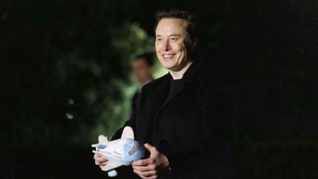 Elon Musk îi ridică în slăvi pe oamenii lui Putin care s-au întâlnit cu reprezentanții lui Trump: „Așa arată o conducere competentă”