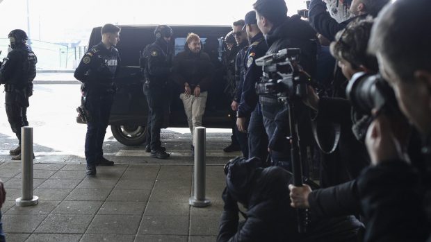 Mohamed Amra, criminalul prins în București de Poliția Română, a fost extrădat în Franța