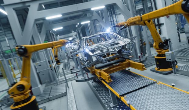 Industria auto globală, afectată semnificativ de noile tarife impuse de administraţia Trump