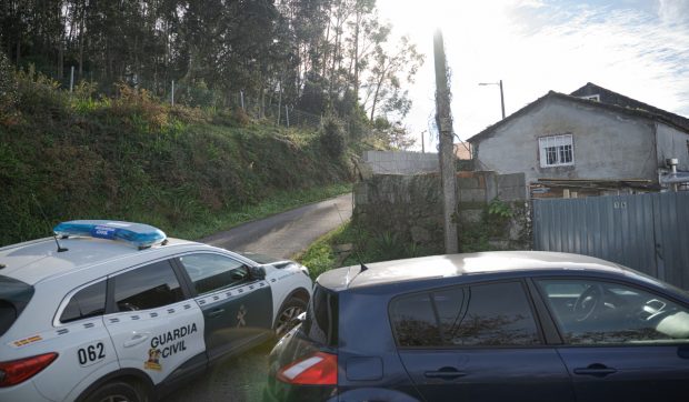 52 de români trăiau ca sclavii într-o fermă agricolă din Spania, de unde au fost salvați de poliție
