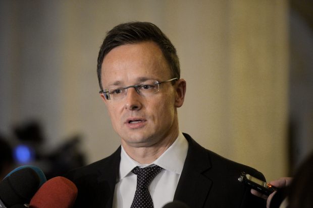 Ungaria amenință că va bloca sancțiunile împotriva Rusiei și ajutorul pentru Ucraina, în timp ce dreapta europeană tace în fața lui Trump