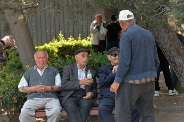 Principalii factori de mediu și genetici care te ajută să trăiești mai mult