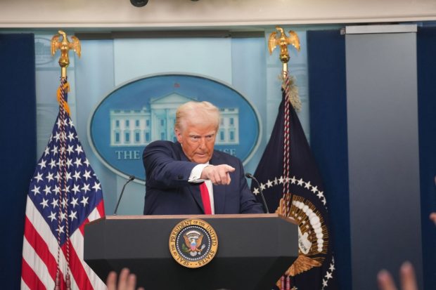 Donald Trump a dat ordin ca Iranul să fie distrus dacă acesta îl va ucide. „Nu va mai rămâne nimic”