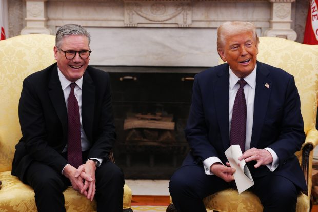 Lui Trump „nu-i vine să creadă” că l-a numit „dictator” pe Zelenski: „Am spus asta?”