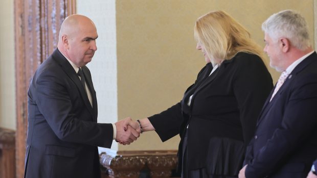 Ce i-a cerut Șoșoacă lui Bolojan la Cotroceni. România revizionistă a „suveraniștilor”