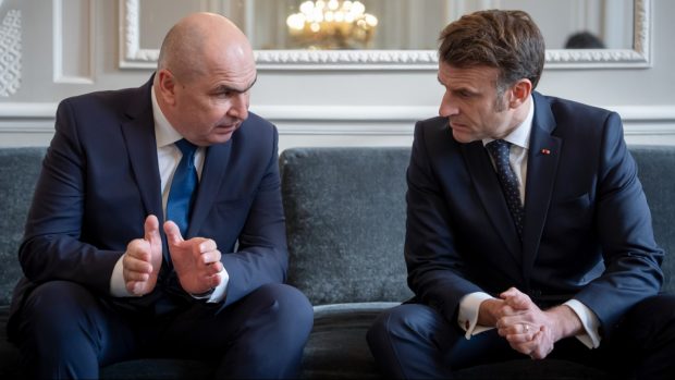 Ilie Bolojan, după discuțiile de la Paris cu Emmanuel Macron și videoconferința cu liderii europeni: „Suntem în vremuri dificile. Vrem o pace justă în Ucraina”