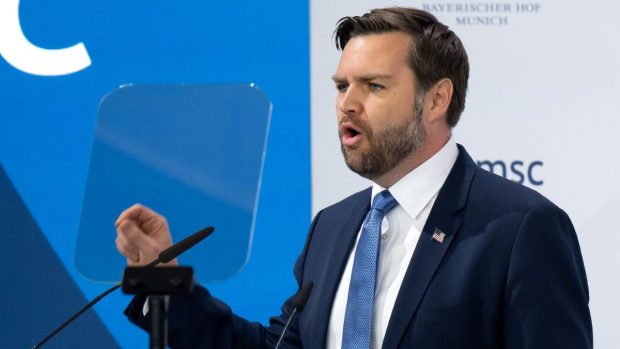 JD Vance, vicepreședintele SUA, critică anularea alegerilor prezidențiale din România. „Suspiciuni șubrede și presiune enormă din partea vecinilor”