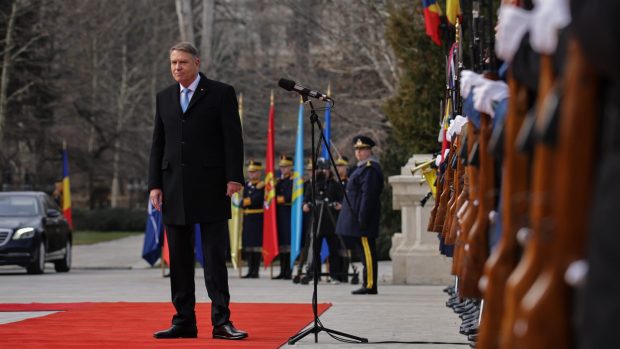 Klaus Iohannis a plecat de la Palatul Cotroceni. Ilie Bolojan e noul președinte interimar al României
