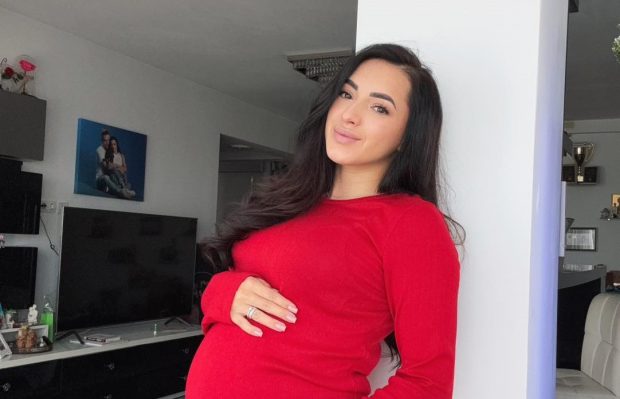 Cum arată Larisa Iordache în ultima lună de sarcină. Fosta gimnastă se pregătește să nască