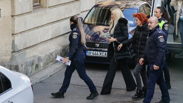 Stenograme din dosarul Nordis: „Unde dracu’ s-au dus atâția bani?”. Laura Vicol: „Ne trezim la 6 dimineața, ne-au anunțat că vine DIICOT”