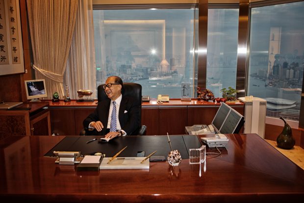 Miliardarul „Superman” din Hong Kong și lupta pentru Canalul Panama. Compania fondată de Li Ka-shing, în vârstă de 96 de ani, este implicată în plângerile lui Donald Trump cu privire la influența Chinei