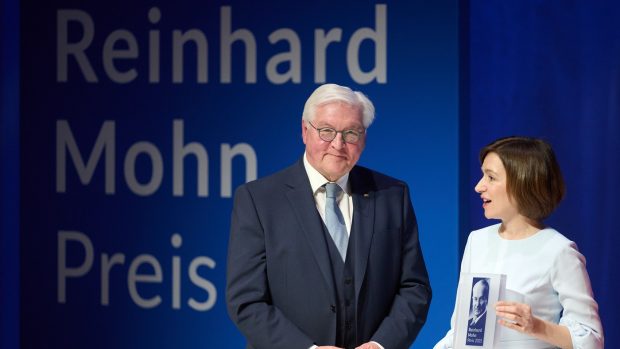 Maia Sandu avertizează din Germania, unde i s-a decernat un premiu pentru democrație: „O pace falsă va fi preludiul unui război mai mare”