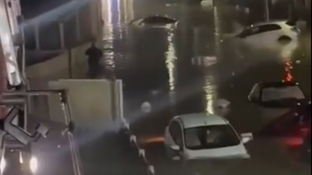 Inundații în Italia, pe insula Elba. Zeci de oameni au fost salvați din calea apelor
