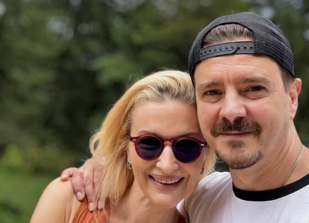 Elwira Petre a ajuns în orașul natal din Polonia. Imagini cu rudele acesteia. „Le-am dus pe fetele noastre să vadă școala mea generală”