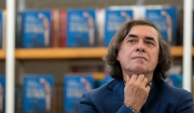 Prima reacție a lui Mircea Cărtărescu, după ce scriitorul nu a fost primit în Academia Română