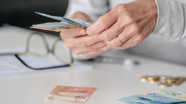Pensionarii români vor beneficia de noi perioade adăugate la vechime, începând din 1 septembrie 2026