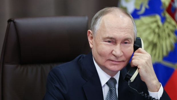 Ce i-a spus Vladimir Putin la telefon președintelui chinez Xi Jinping, pe care l-a sunat luni: „China este bucuroasă”