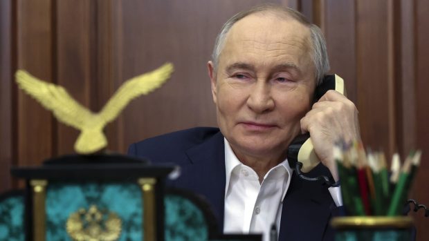 Vechiul truc KGB folosit de Putin în negocierile cu Occidentul, dezvăluit de un fost profesor și jurnalist rus