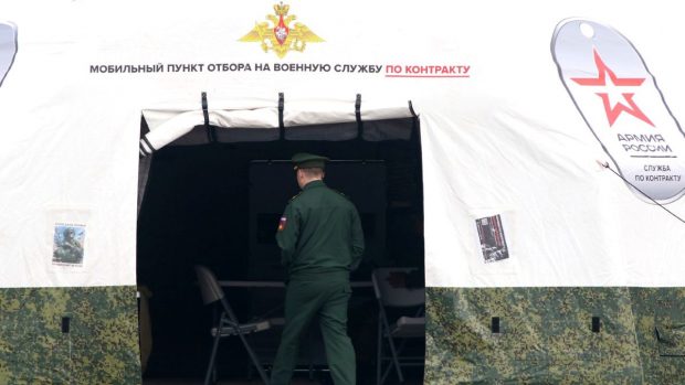 Asiaticii și africanii se înrolează în armata rusă din motive neașteptate: „Îmi place Rusia pentru că țin cu Chelsea și acolo a fost patron Roman Abramovici”