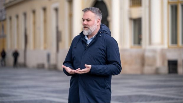 Mesajul controversat al directorul Bibliotecii Judeţene ASTRA din Sibiu: „Am ajuns să mă bucur că s-a furat coiful”