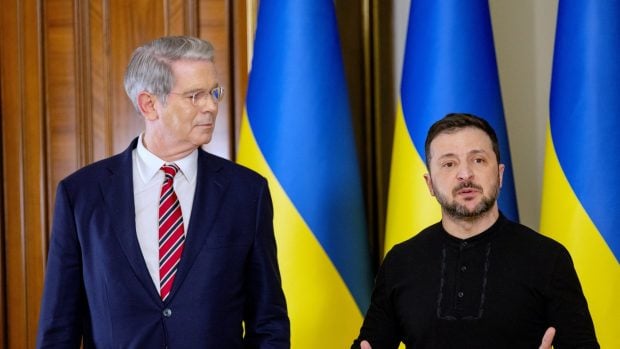 Volodimir Zelenski a refuzat să semneze un document privind pământurile rare care prevedea și desfășurarea de soldați americani în Ucraina