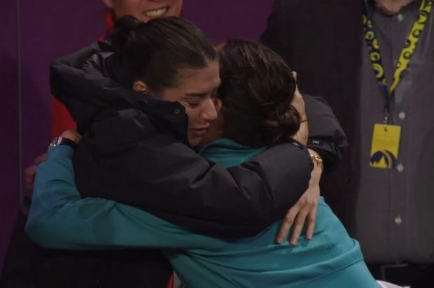 Simona Halep și Sorana Cîrstea s-au îmbățișat la Cluj. „Chiar dacă nu am fost foarte apropiate, suntem colege”