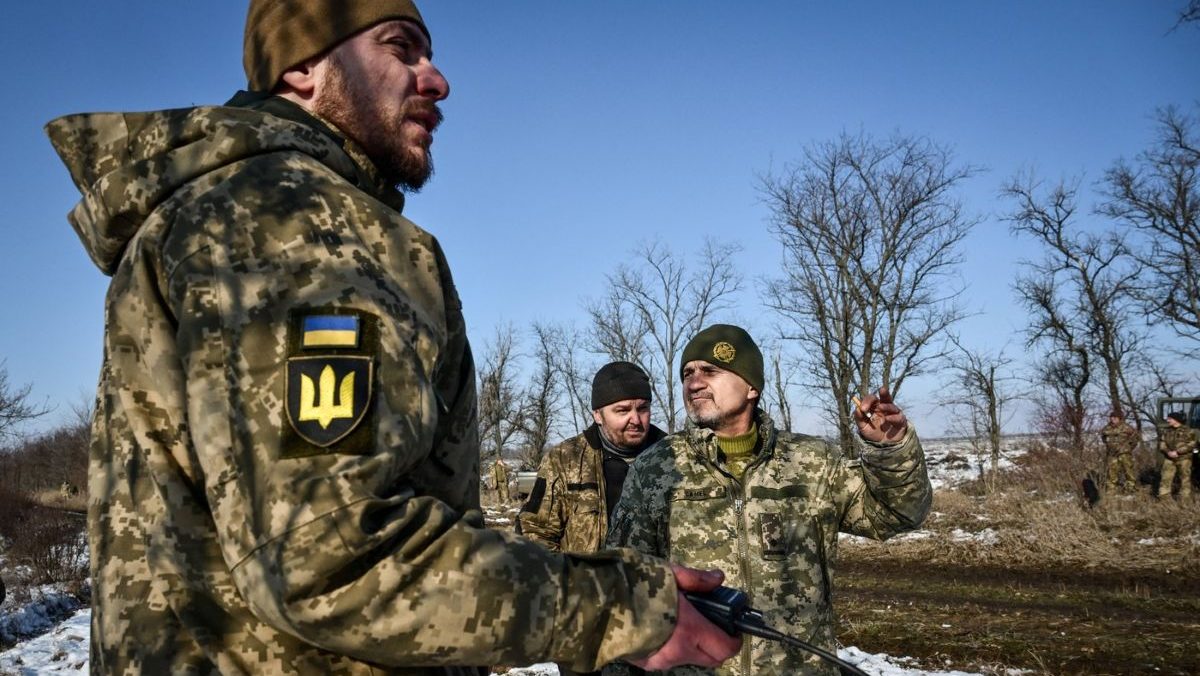 Cum își salvează armata ucraineană trupele. Și-a consolidat și apărarea în Donețk