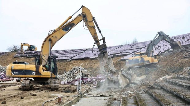 Demolarea stadionului „Dan Păltinișanu” din Timișoara ar putea fi gata înainte de termen. Câte firme s-au înscris la licitație