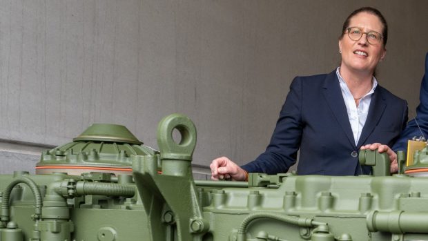 Avertismentul fostei șefe din industria de apărare germană: „Am rezista doar câteva zile împotriva Rusiei”