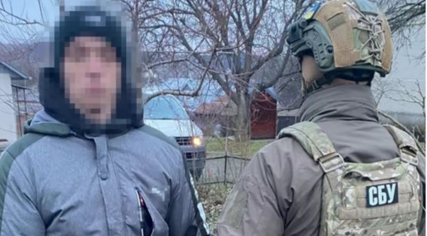 Doi tineri ucraineni au încercat să arunce în aer un echipaj de poliție, după un apel fals la numărul de urgență în care semnalau o crimă