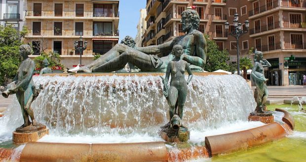 Un city break în Valencia îți oferă libertatea de a explora orașul în modul tău!