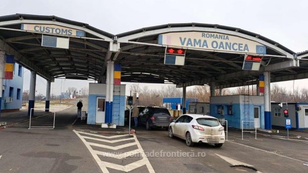Șofer basarabean prins de polițiștii din județul Galați cu asigurare RCA falsă la controlul de frontieră